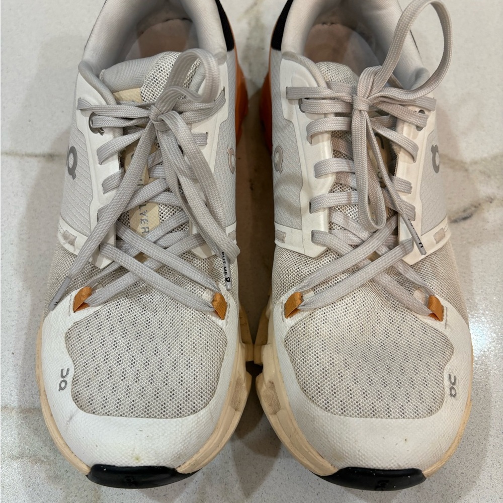 On Cloud Cloudflyer 4 Running Athletic Shoes - White and Gray